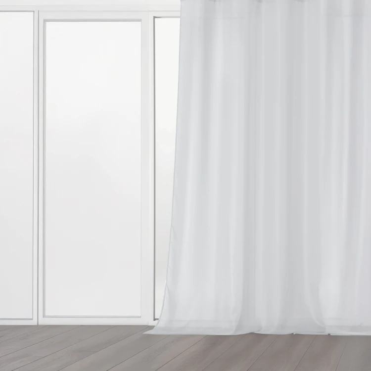 Voilage uni et transparent à galon fronceur