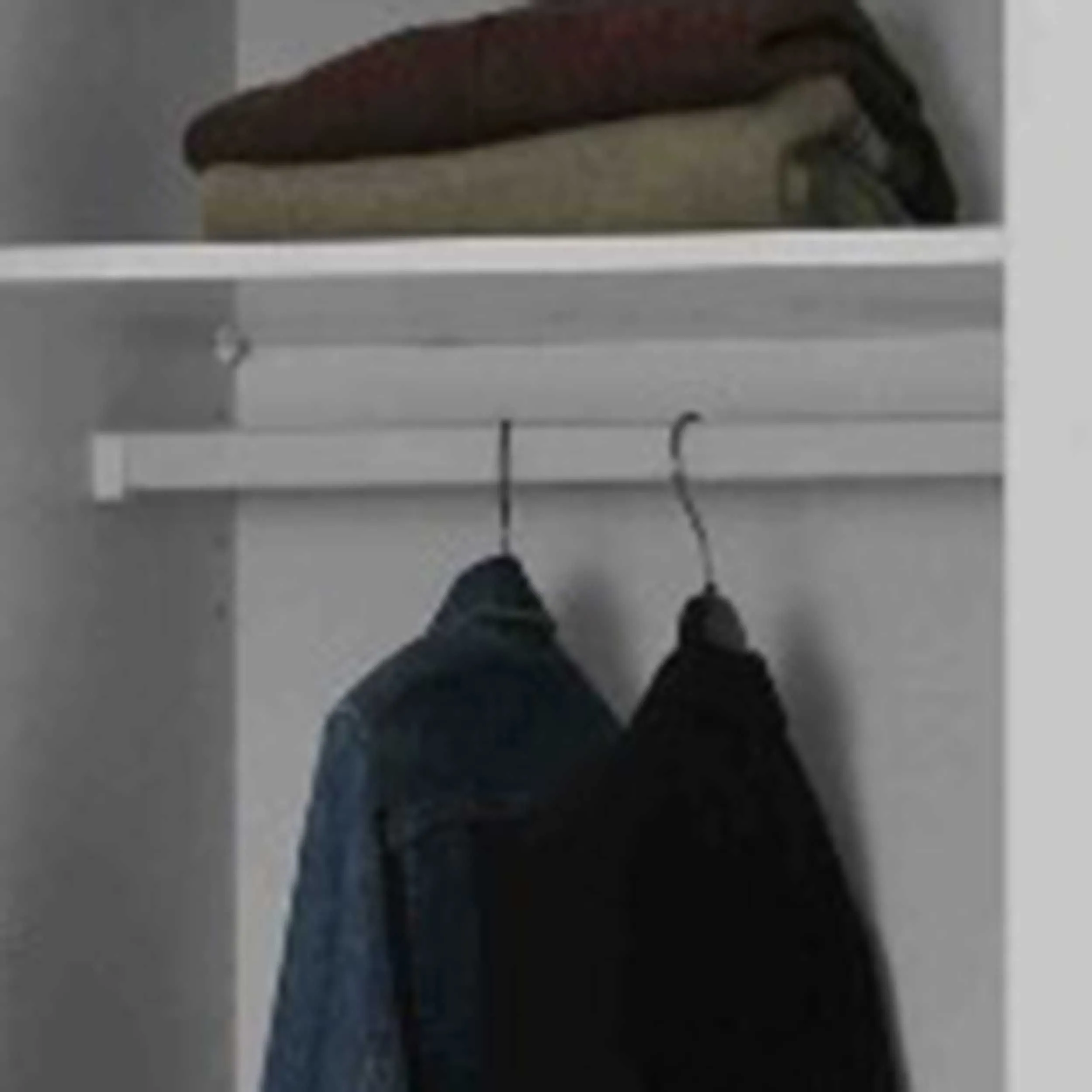 Tringle supplémentaire pour l'armoire Lara 2 portes