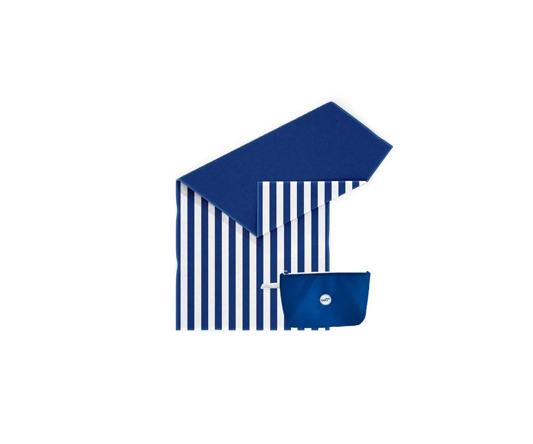 WD LifeStyle Thermal Pouch and Towel Set Blue Color