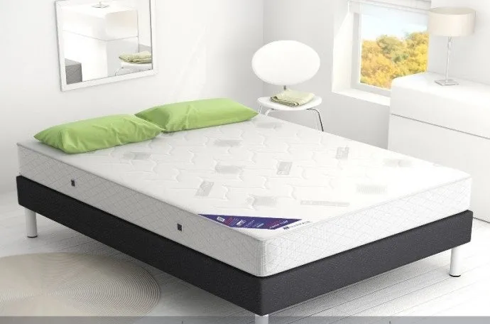 Matelas orthopédique avec ressorts Hypnose, 22 cm