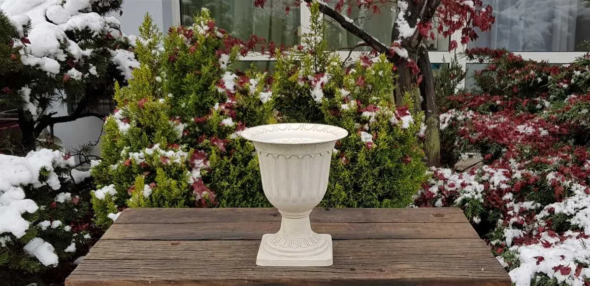 BONTURI CASA HOME DECORATION Urn Poly Classic 20.5 x H 24 Cm Cream