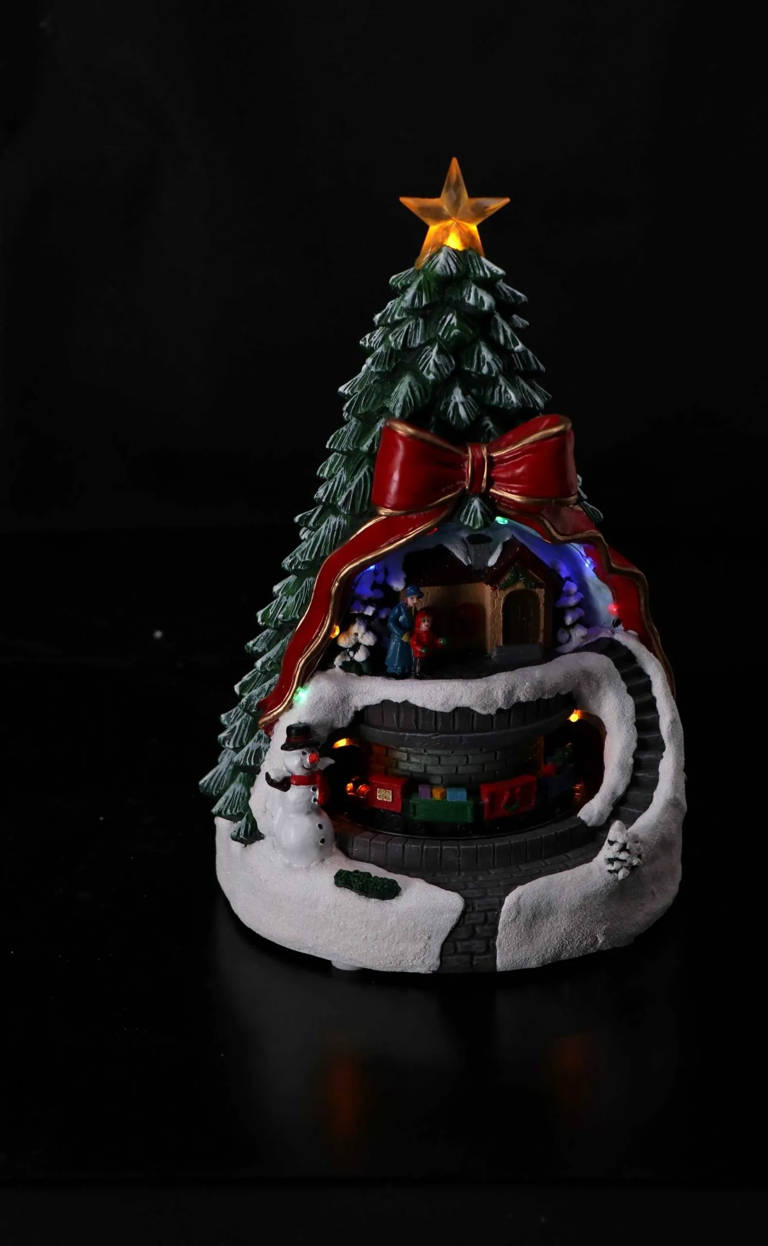 Italian Gift Winter Village Christmas with 11 LEDs 21 x 20 cm H 30.5 c