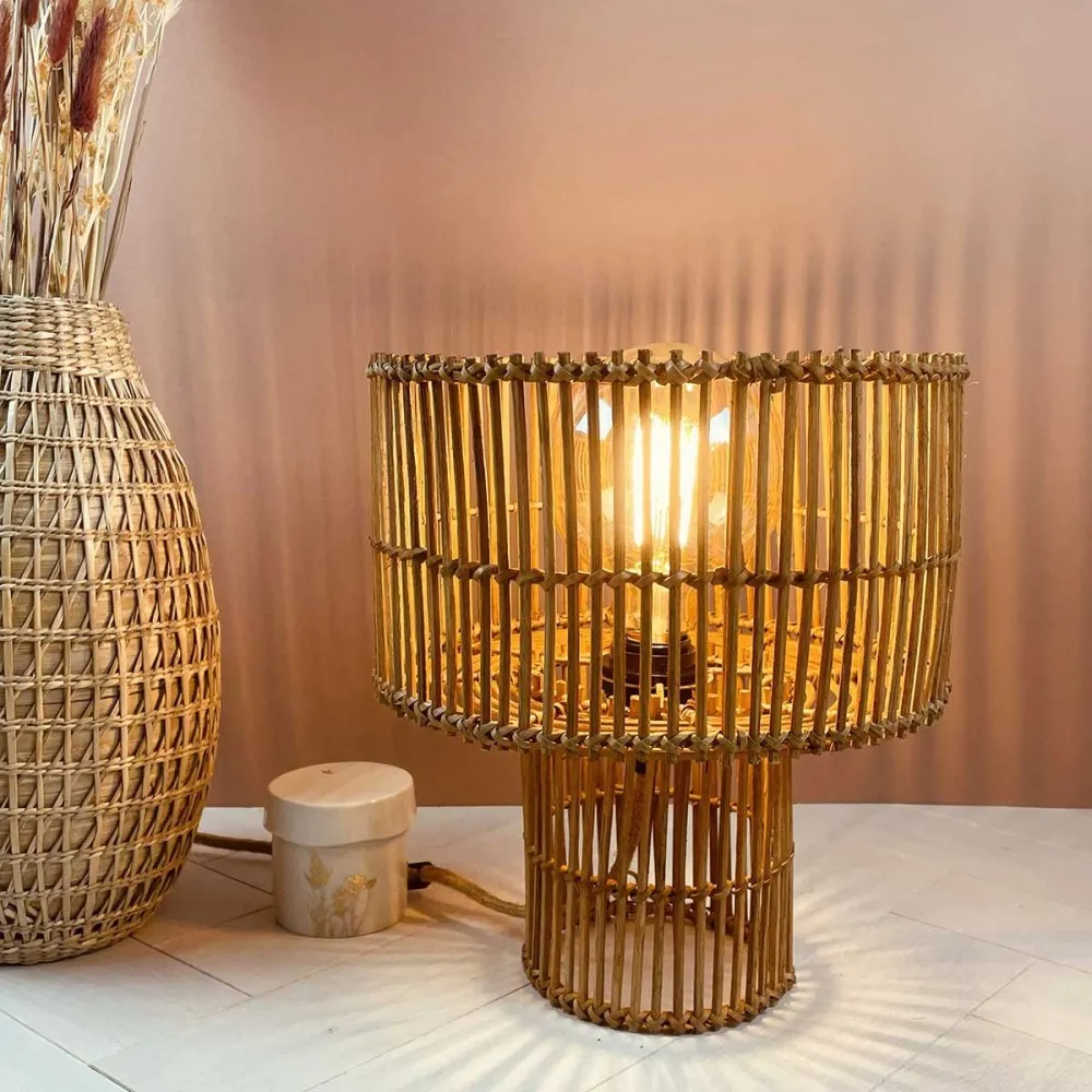 Lampe à poser Naturelle en rotin marron
