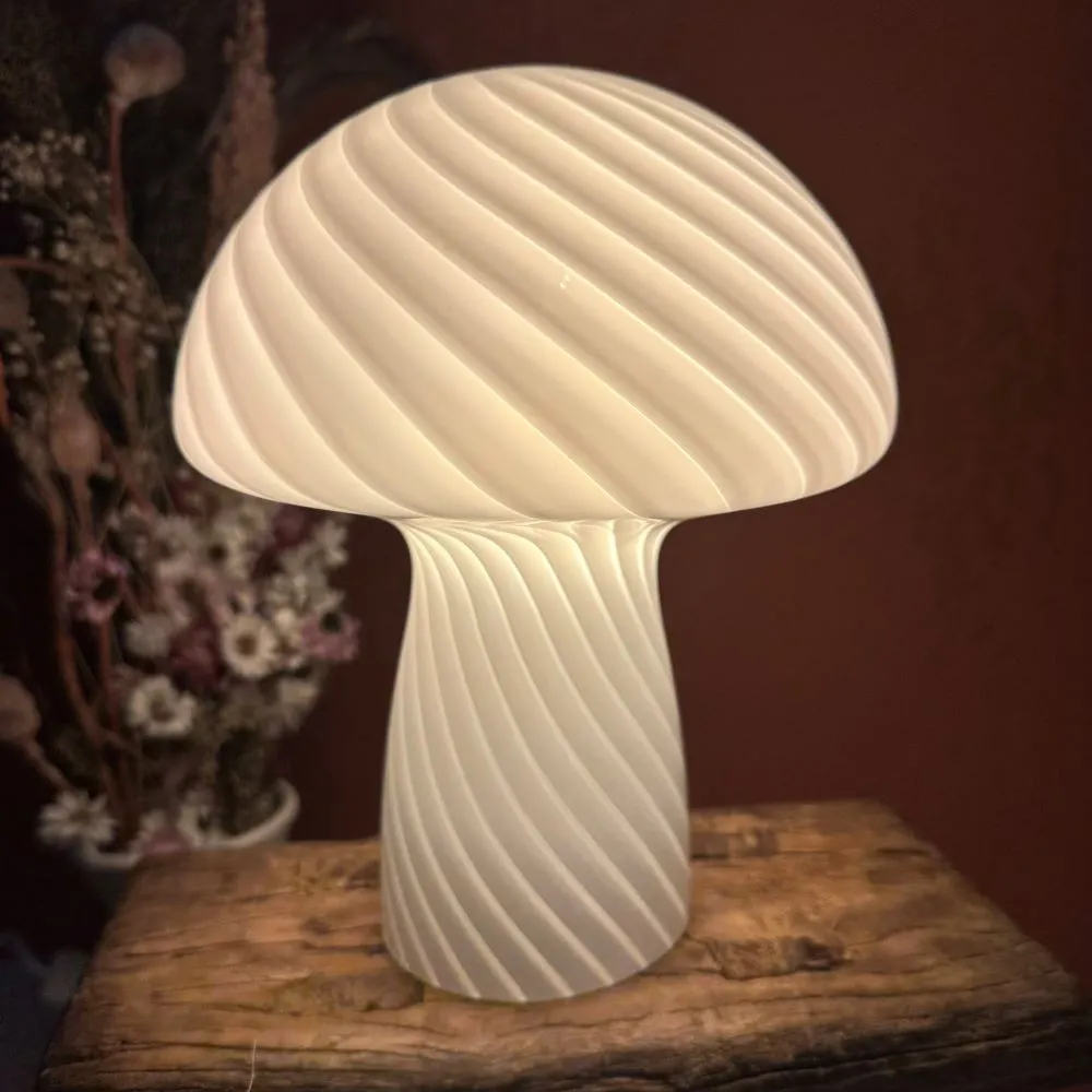 Lampe de chevet en verre effet spirale forme champignon
