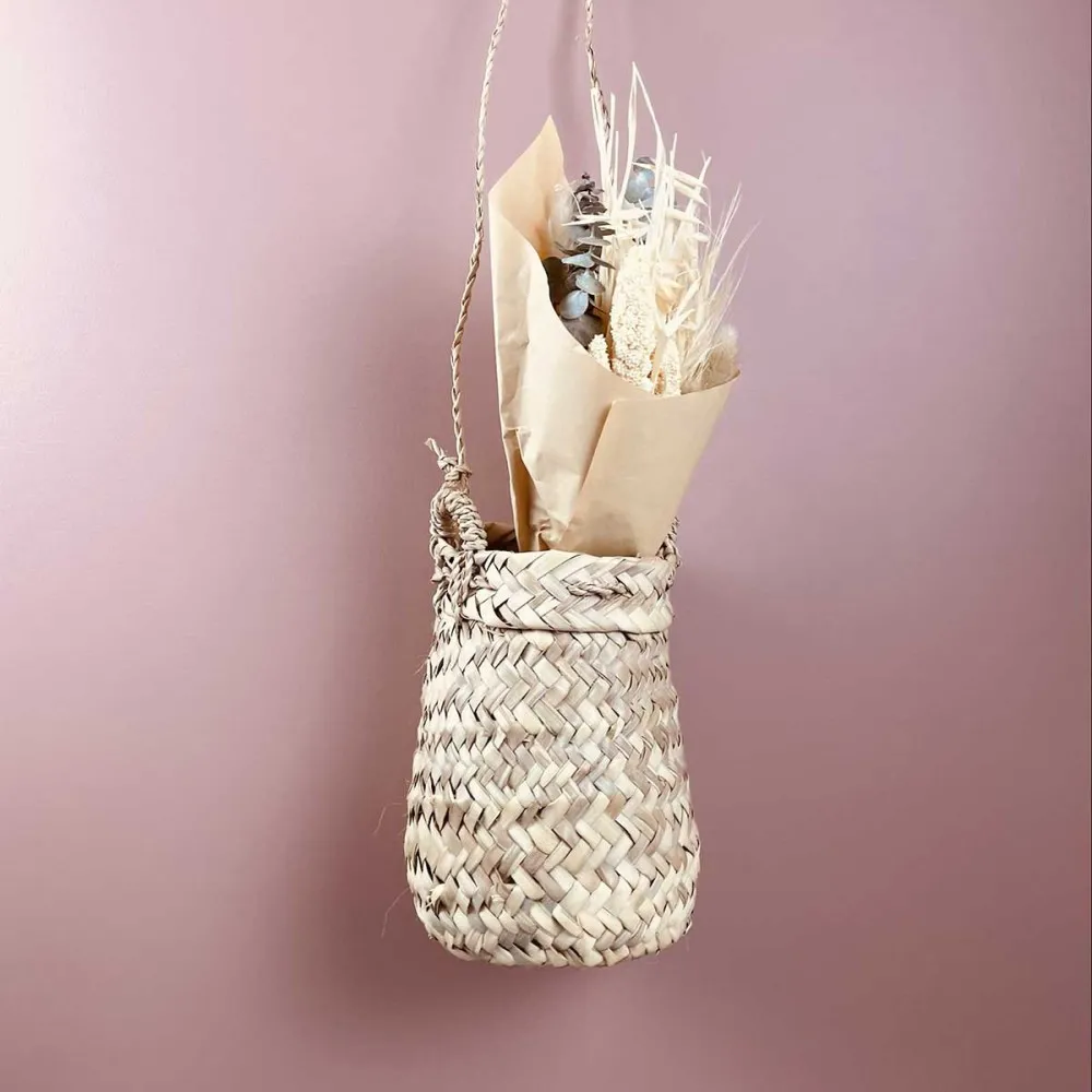 Panier haut ou cache pot avec corde à suspendre