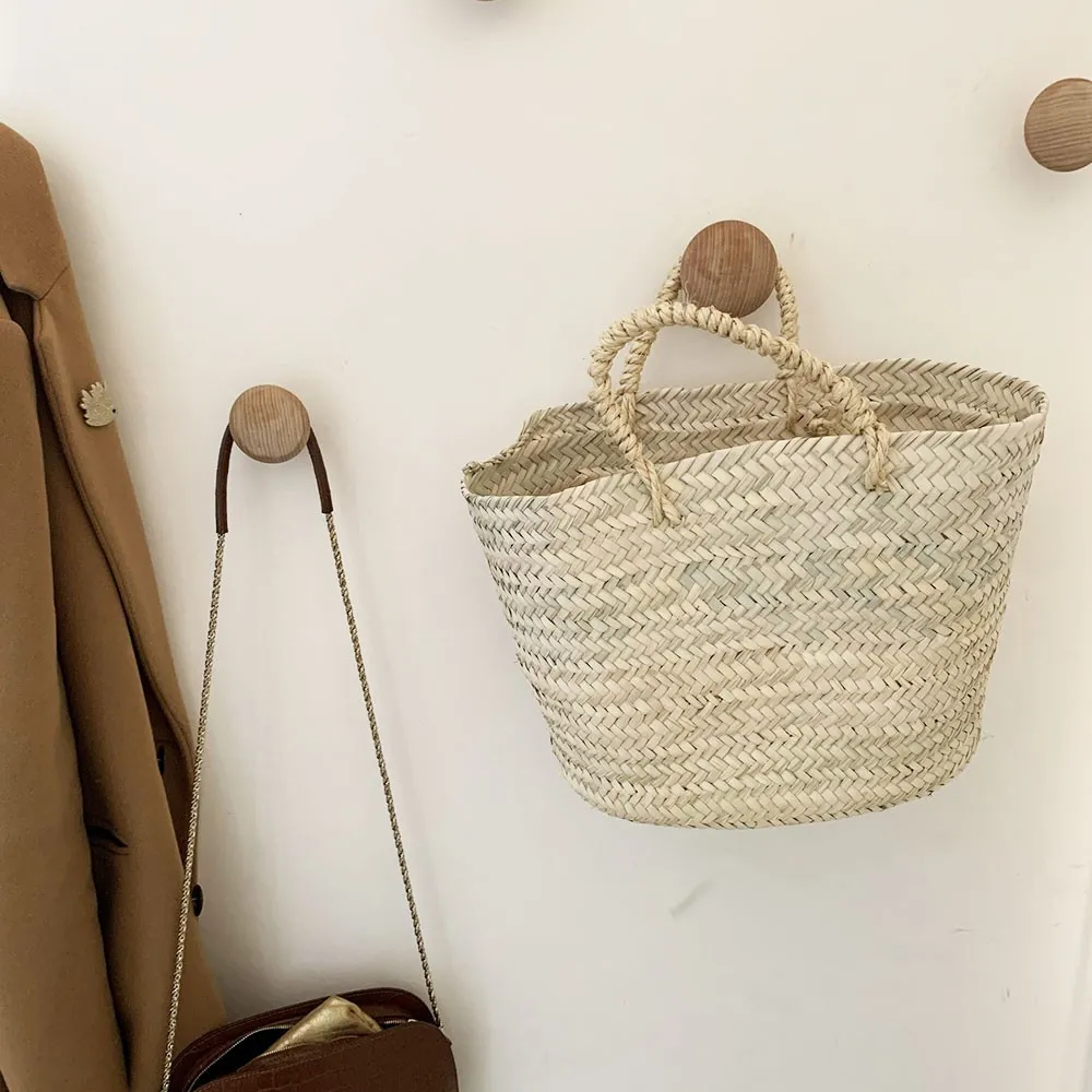 Panier Ovale en palmier tressé main avec 2 anses corde naturelle