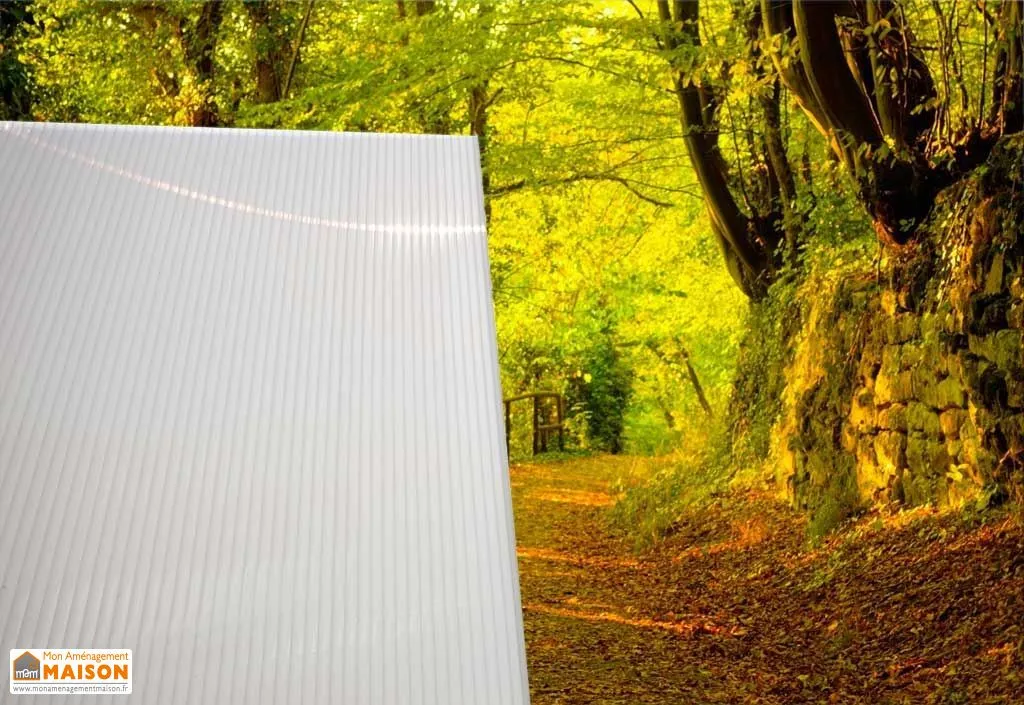 Plaque polycarbonate alvéolaire opaque 32 mm - 1,25 x 5 à 7 m