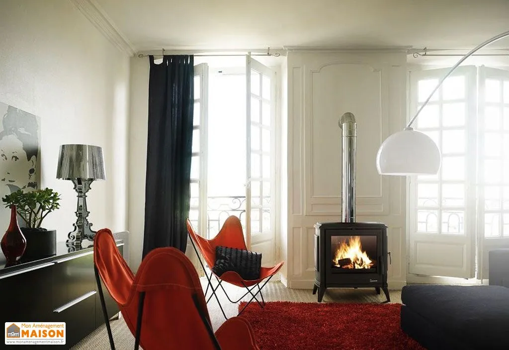 Poêle à bois en fonte double combustion Sedan L 12 kW - Invicta