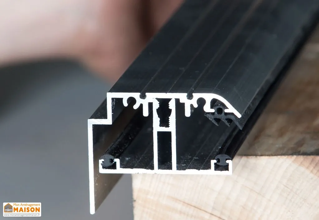 Profil T de rive + capot pour polycarbonate 16 mm - Brut sur mesure