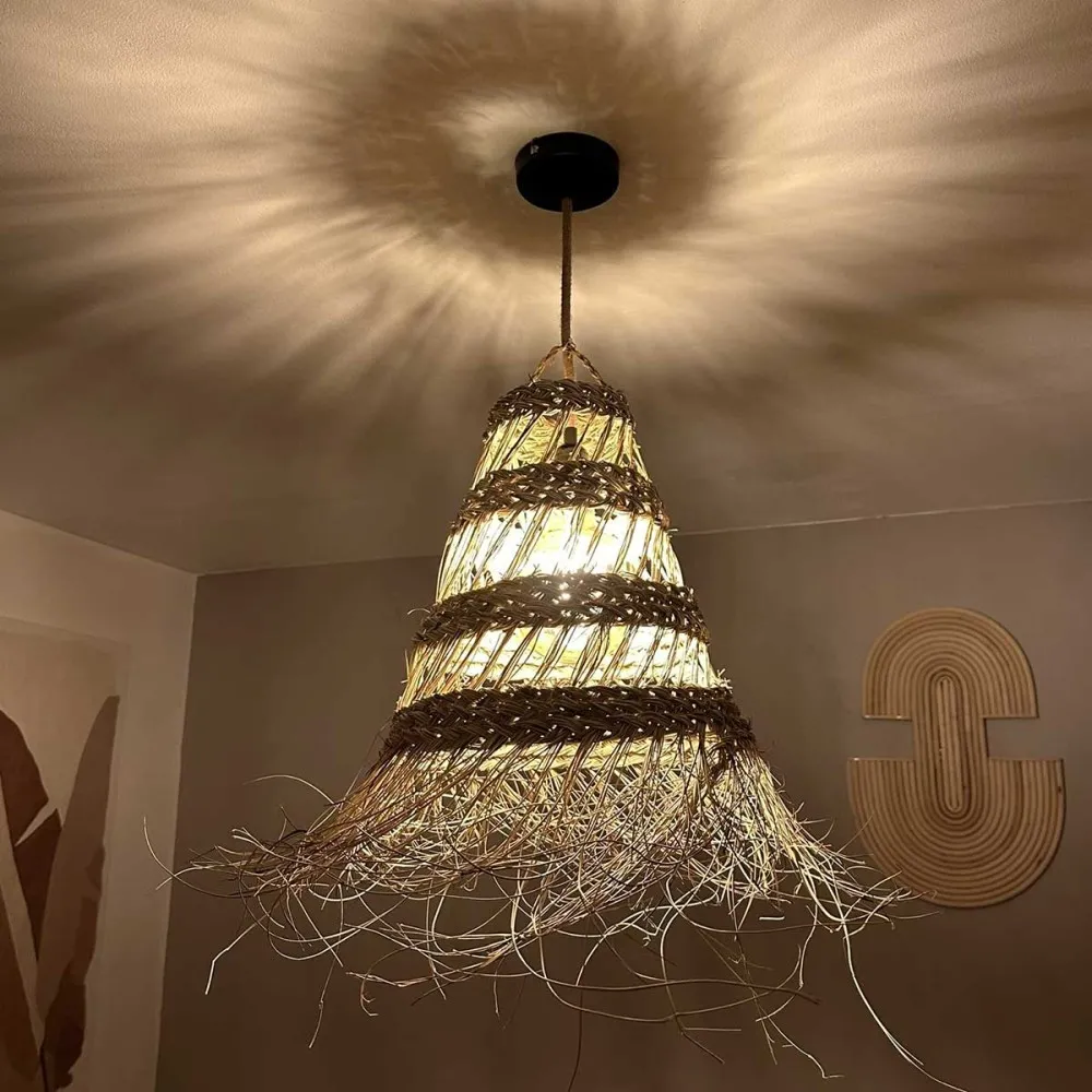 Abat jour pour Lampe ajouré forme allongée en paille naturelle tressée