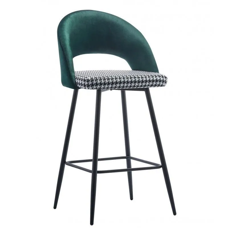 Tabouret haut Cleo avec dossier en velours vert et métal/pied de poule, 52x47x108 cm