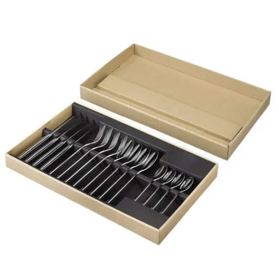 Coffret de 16 pièces inox 4 ctx, 4 cuil, 4 fttes & 4 petites cuill